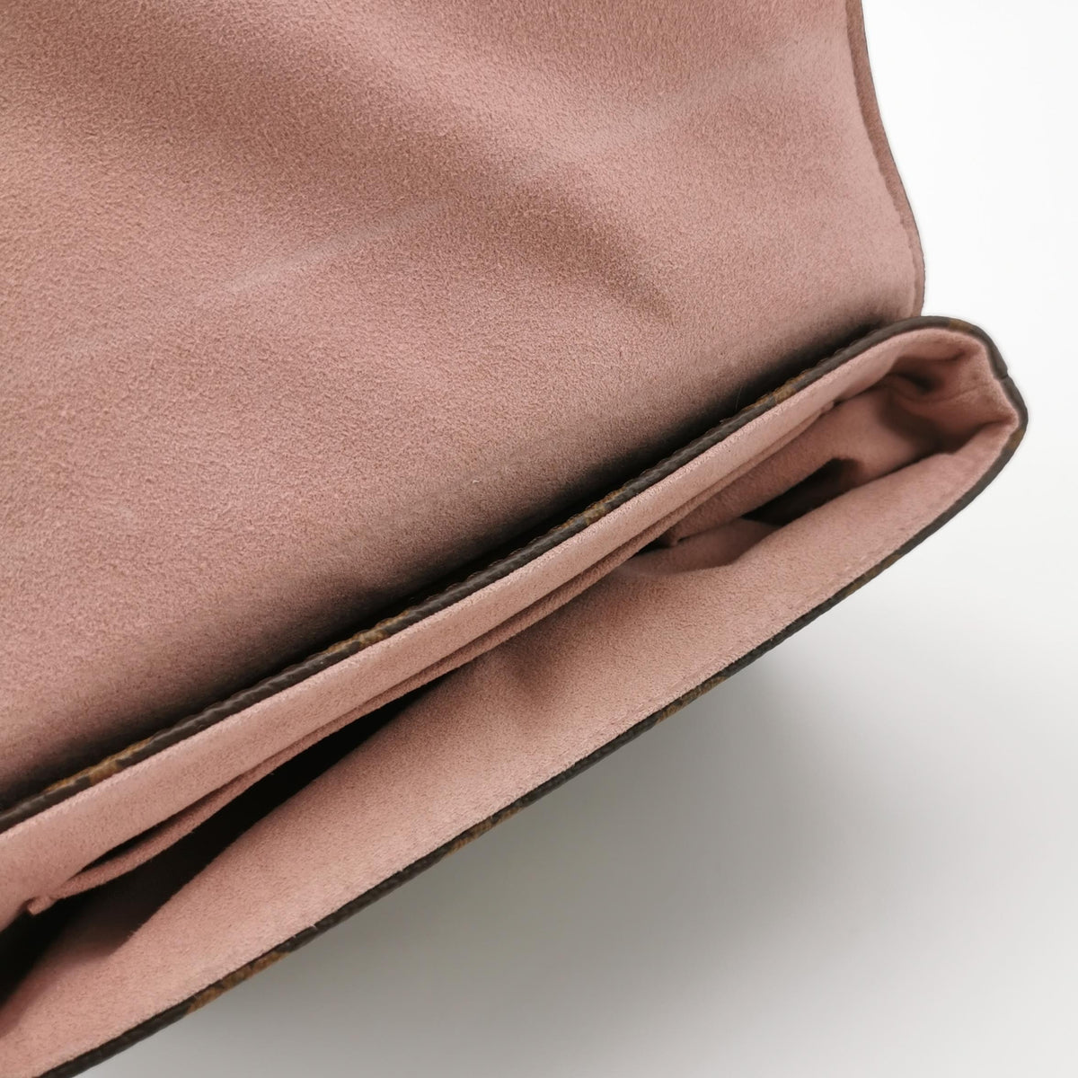Louis Vuitton Brown Shoulder Bag Length: 20 cm, Height: 15 cm, Thickness: 7 cm M44080