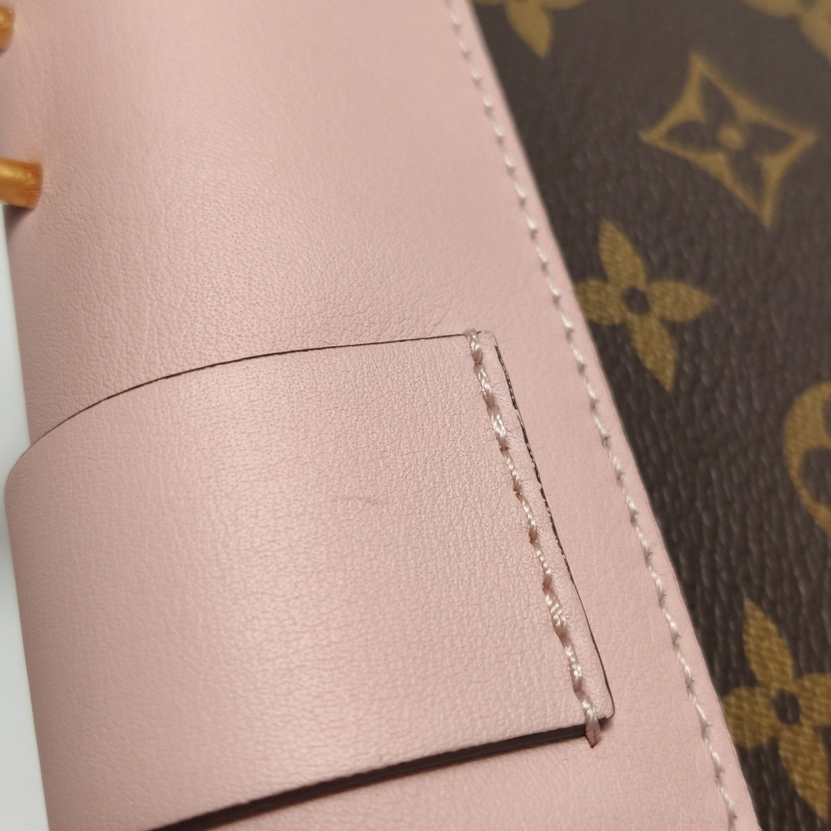 Louis Vuitton Brown Shoulder Bag Length: 20 cm, Height: 15 cm, Thickness: 7 cm M44080