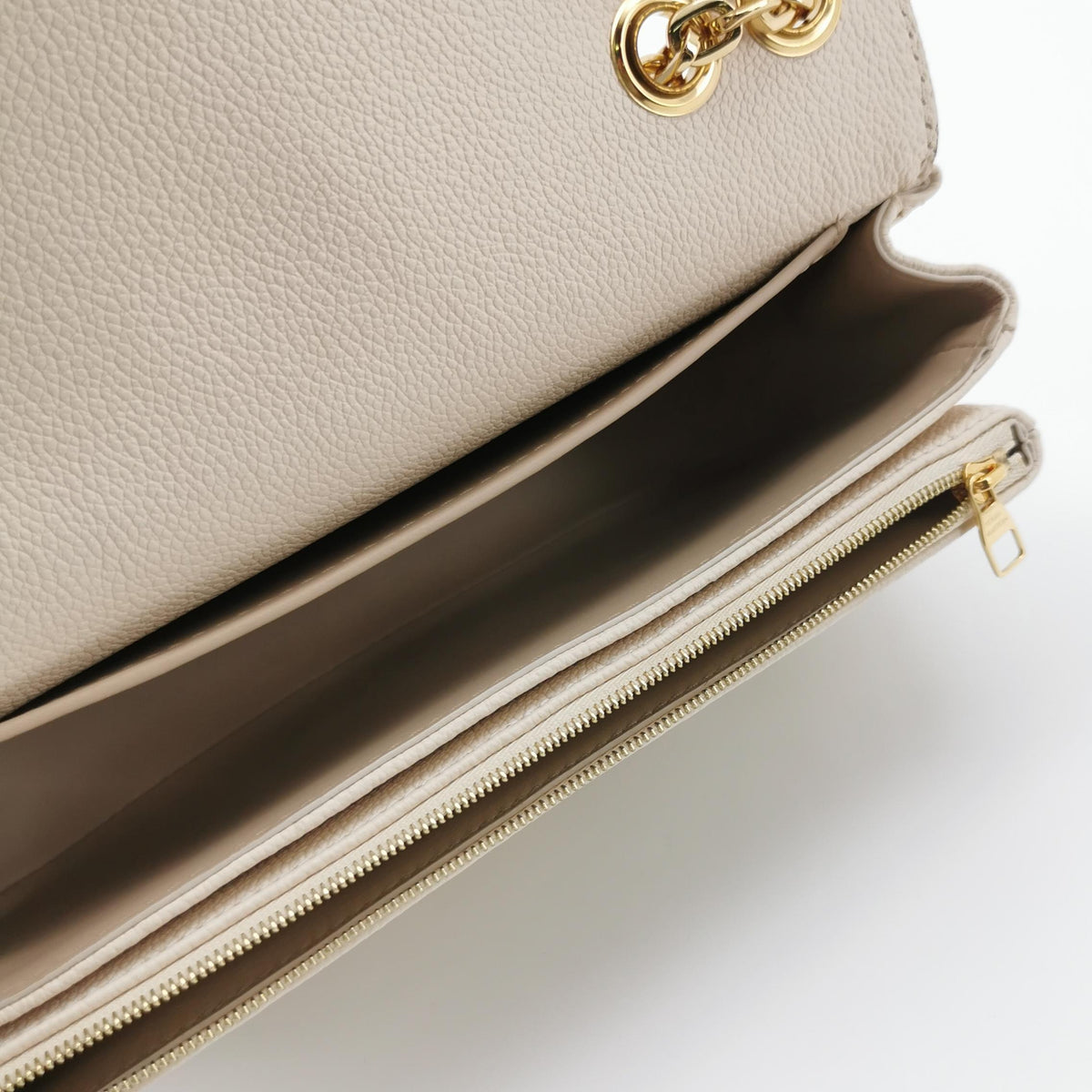 Louis Vuitton Beige Shoulder Bag Length: 25 cm, Height: 15.5 cm, Thickness: 6 cm