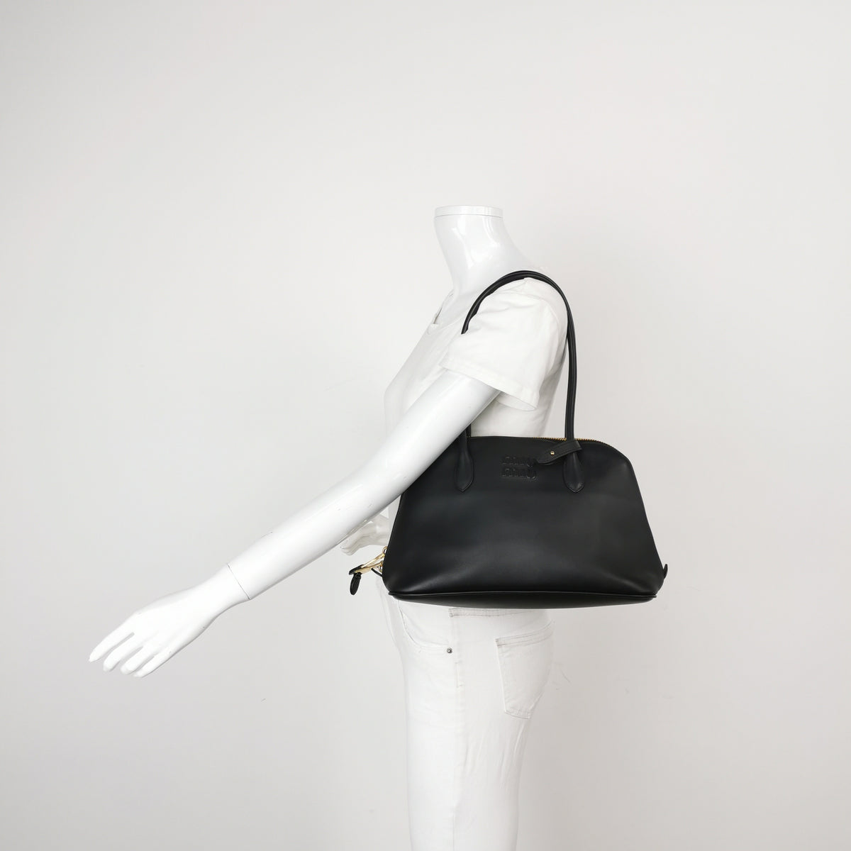 Miu Miu Black Shoulder Bag Length: 32.5 cm, Height: 20.5 cm, Thickness: 13.5 cm