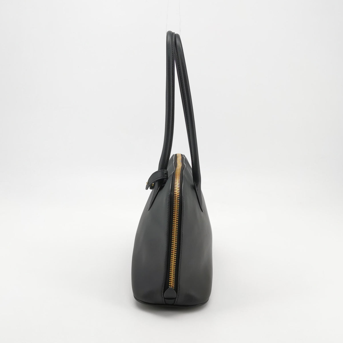Miu Miu Black Shoulder Bag Length: 32.5 cm, Height: 20.5 cm, Thickness: 13.5 cm