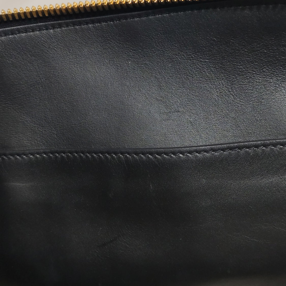 Miu Miu Black Shoulder Bag Length: 32.5 cm, Height: 20.5 cm, Thickness: 13.5 cm