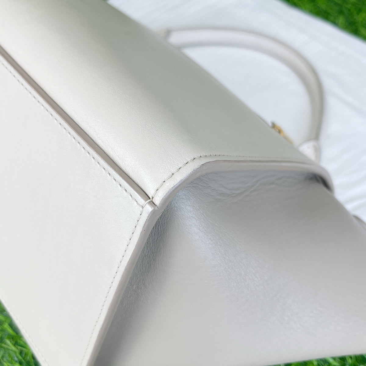 Celine 27x22x13cm(11x9x5in) 174683ADL.01BC