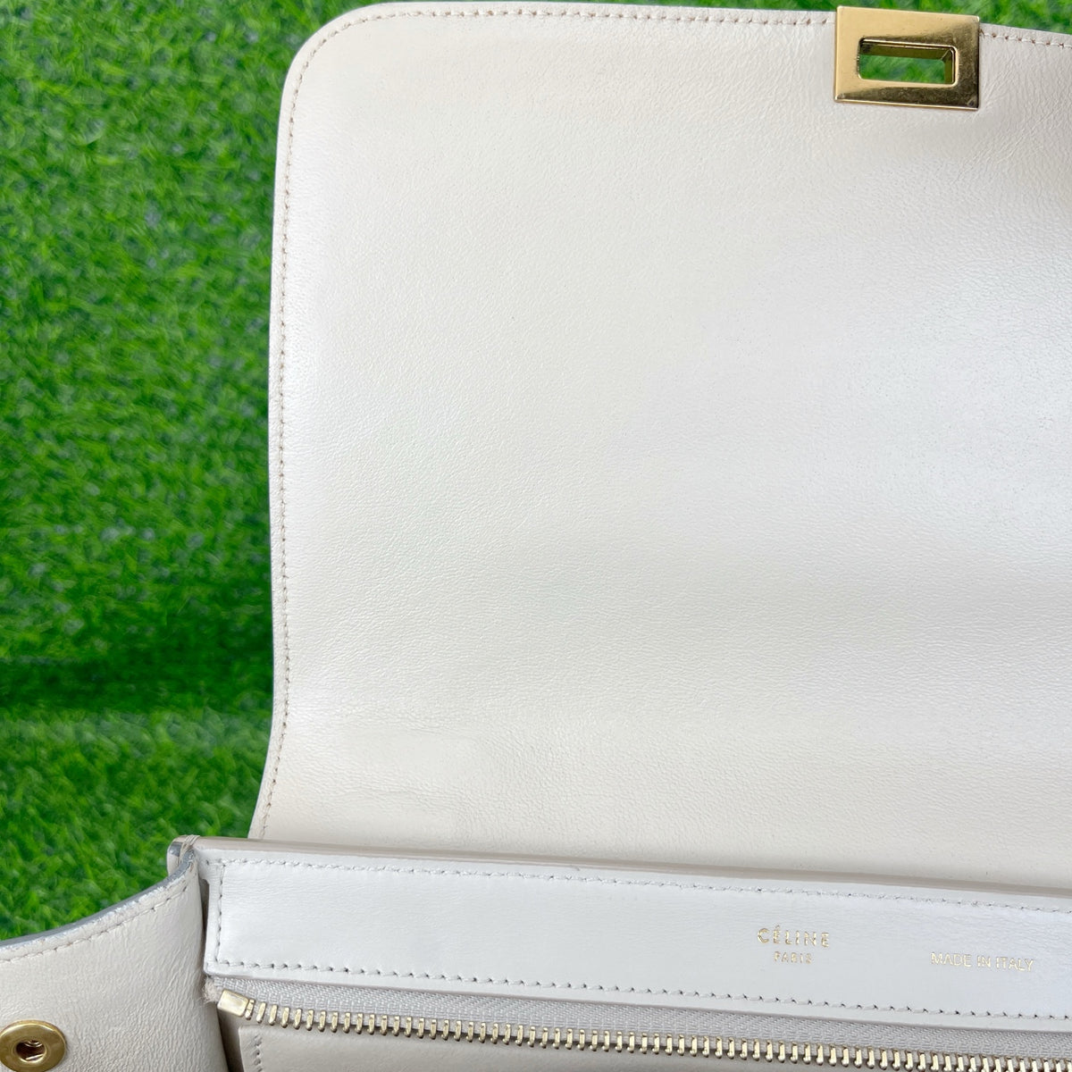 Celine 27x22x13cm(11x9x5in) 174683ADL.01BC