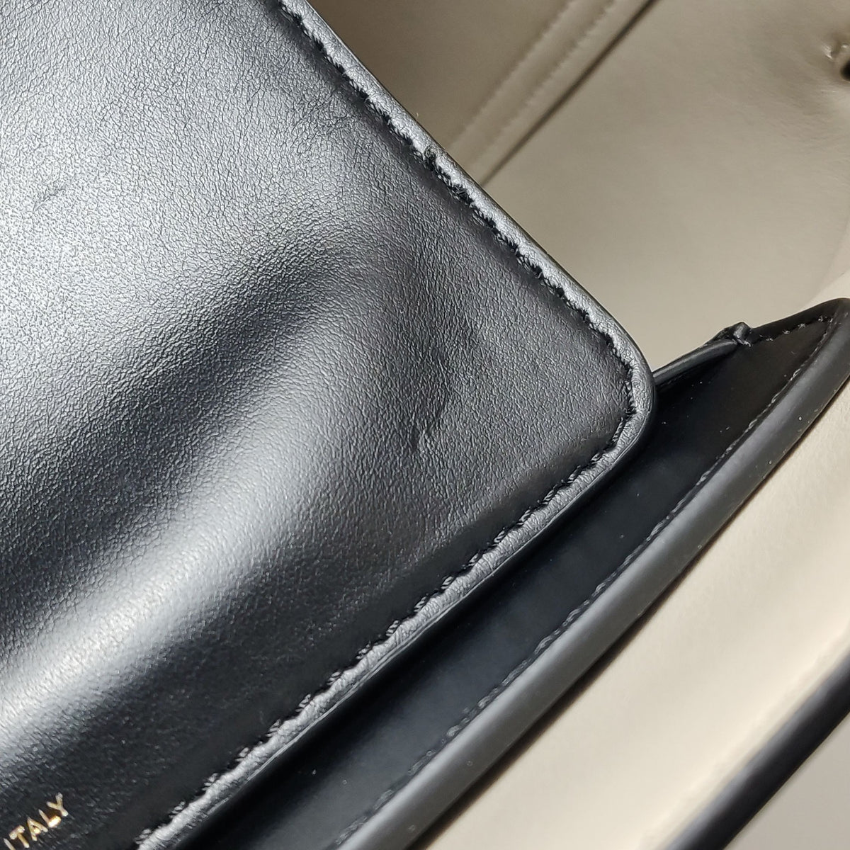 Burberry Canvas Crossbody Length: 26.5 cm, Height: 25 cm, Thickness: 14.5 cm 80159051