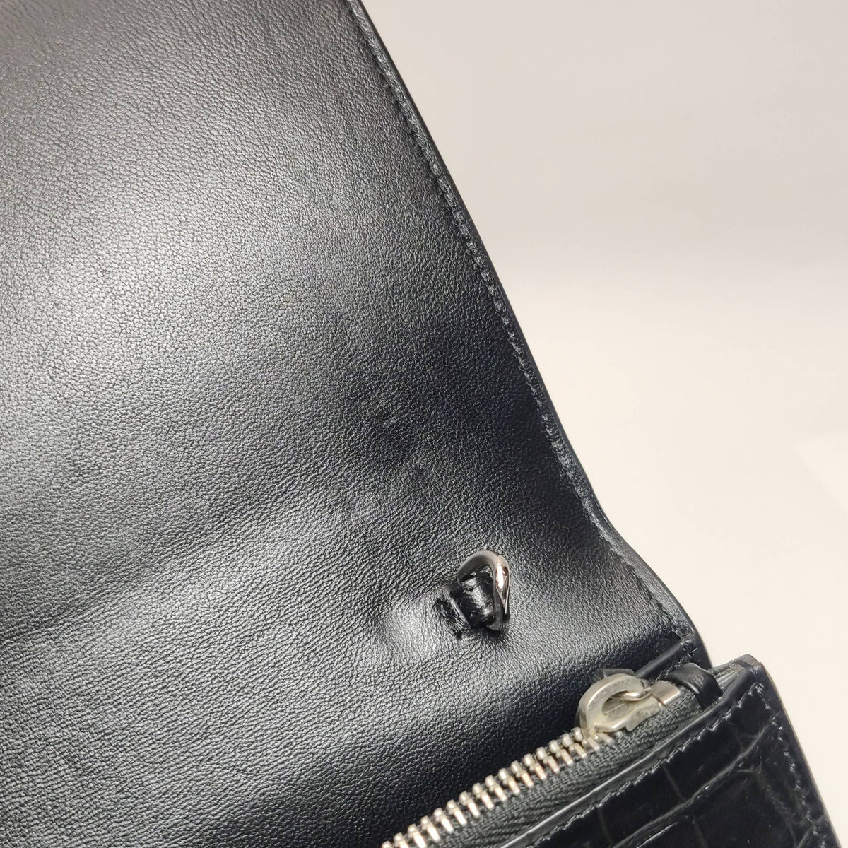 Saint laurent MONOGRAM KATE tassel handbag Black Shoulder Bag 20 x 12.5 x 5 centimeters 474366DND0N1000