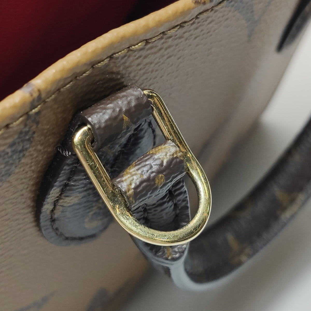 Louis Vuitton ONTHEGO BB Handbag Brown Shoulder Bag Length: 18 cm, Height: 15 cm, Thickness: 8 cm M46839