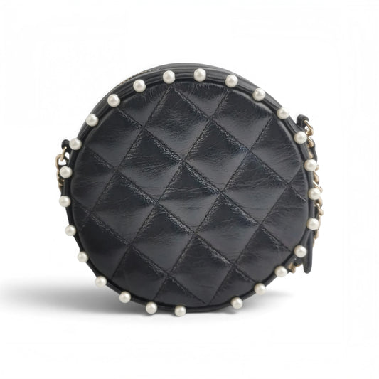 Round Clutch with Chain Pearl Edition
