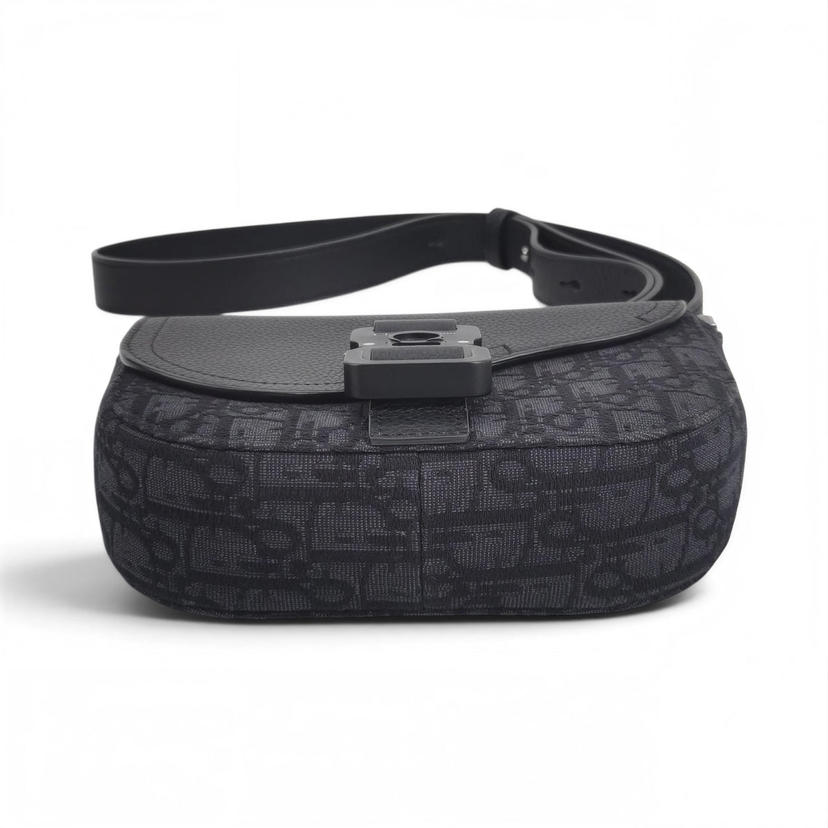 Dior Hit the Road Bag