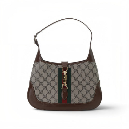 Jackie 1961 Medium