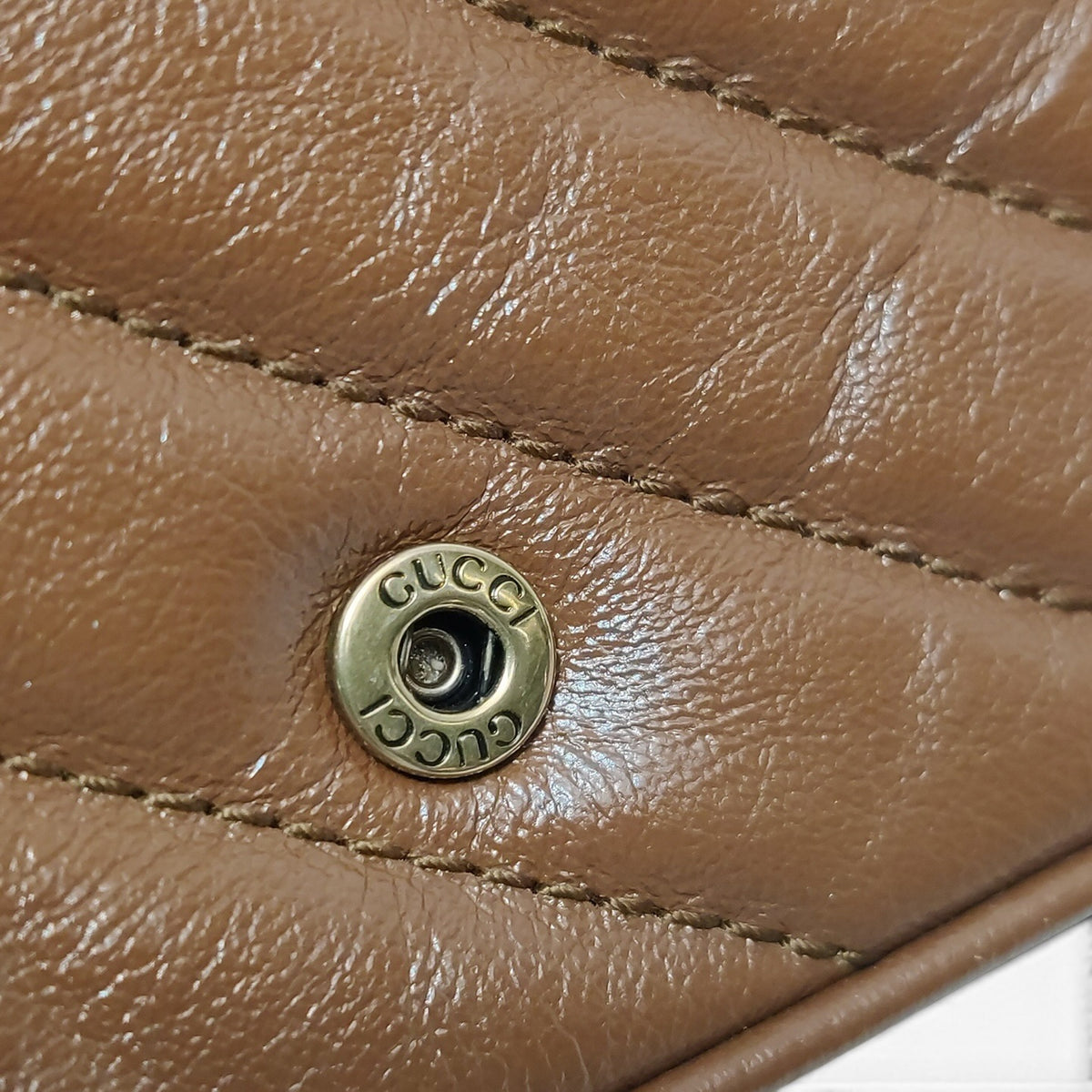GG Marmont Super Mini Shoulder Bag